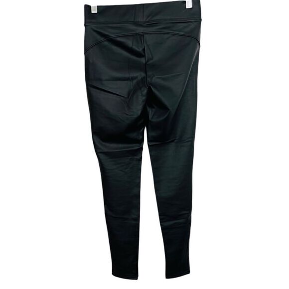 Fashion Nova black faux leather skinny fit pull on pants size Small. - Picture 4 of 6